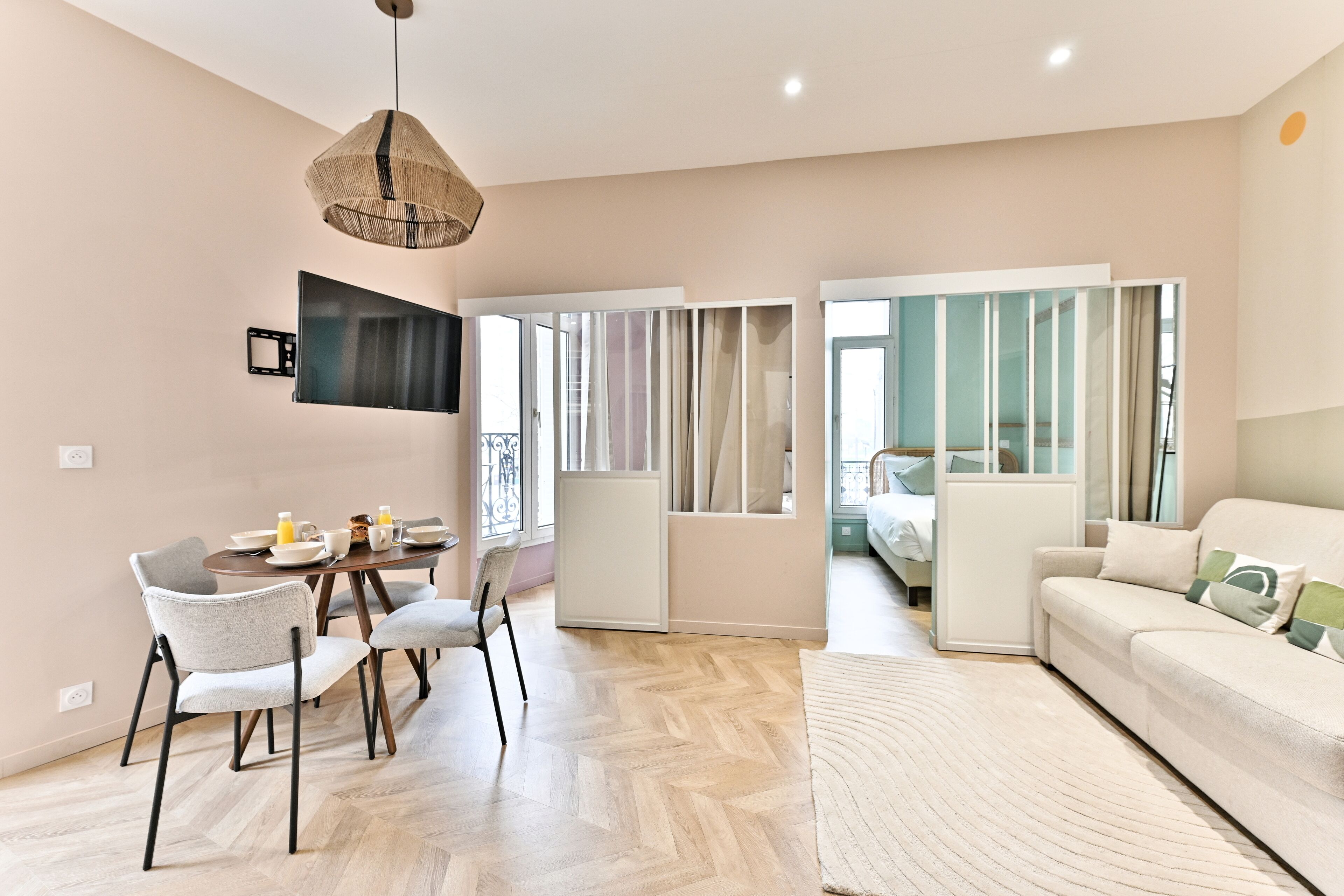 Luxury Apartment | Living area