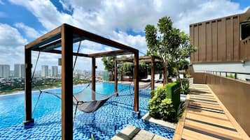 ์ผ์ธ ์์์ฅ