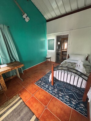 Chambre Simple Confort, 1 chambre | Fer et planche à repasser, Wi-Fi gratuit