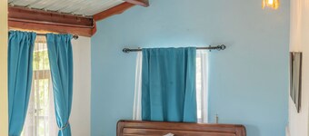 Baz-Art Eco Guest House