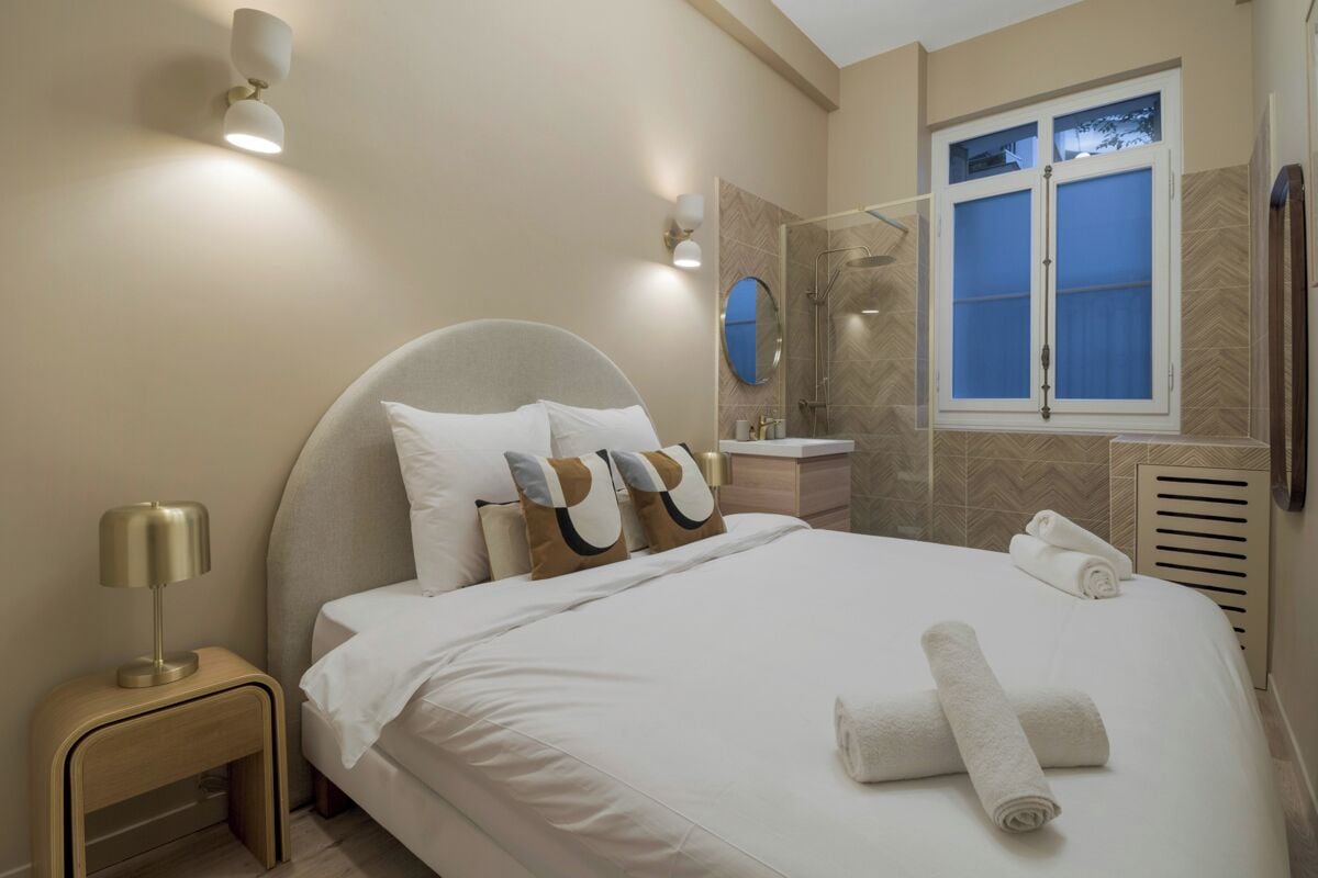 City Apartment | Iron/ironing board, free WiFi