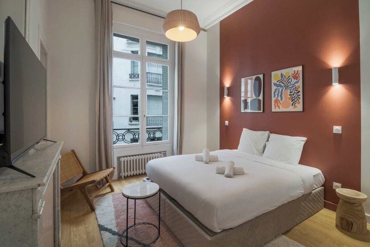 Superior Apartment | Iron/ironing board, free WiFi