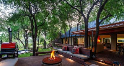 Jaci's Private Lodge