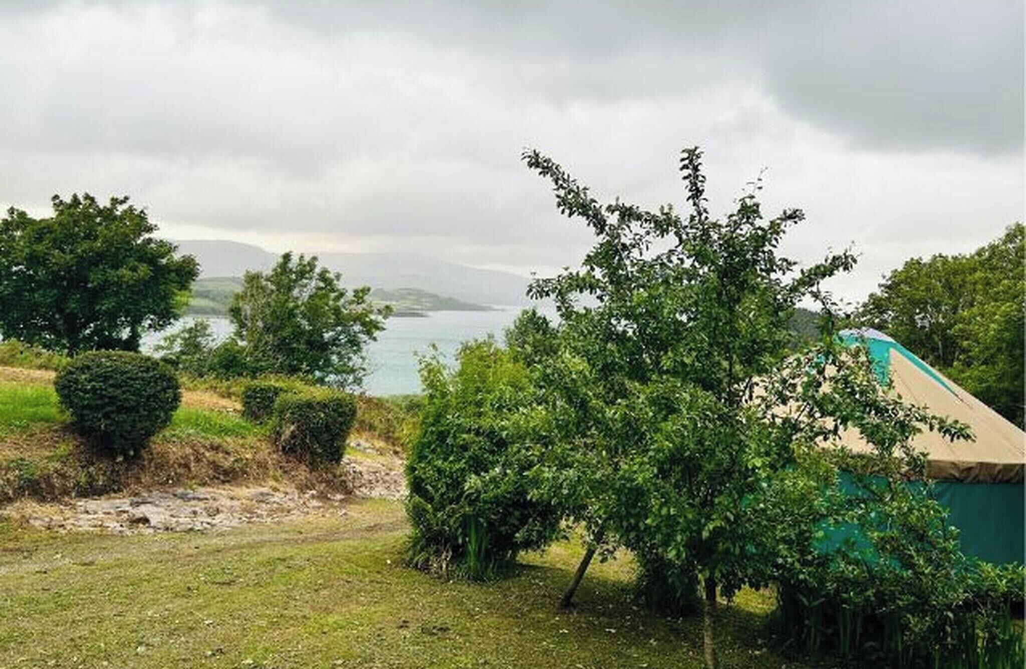 المنطقة المحيطة بالمنشأة