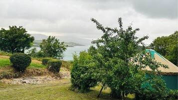 Room, 1 Bedroom, Smoking, Terrace | Property grounds