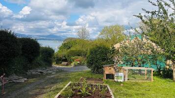Room, 1 Bedroom, Smoking, Terrace | Garden