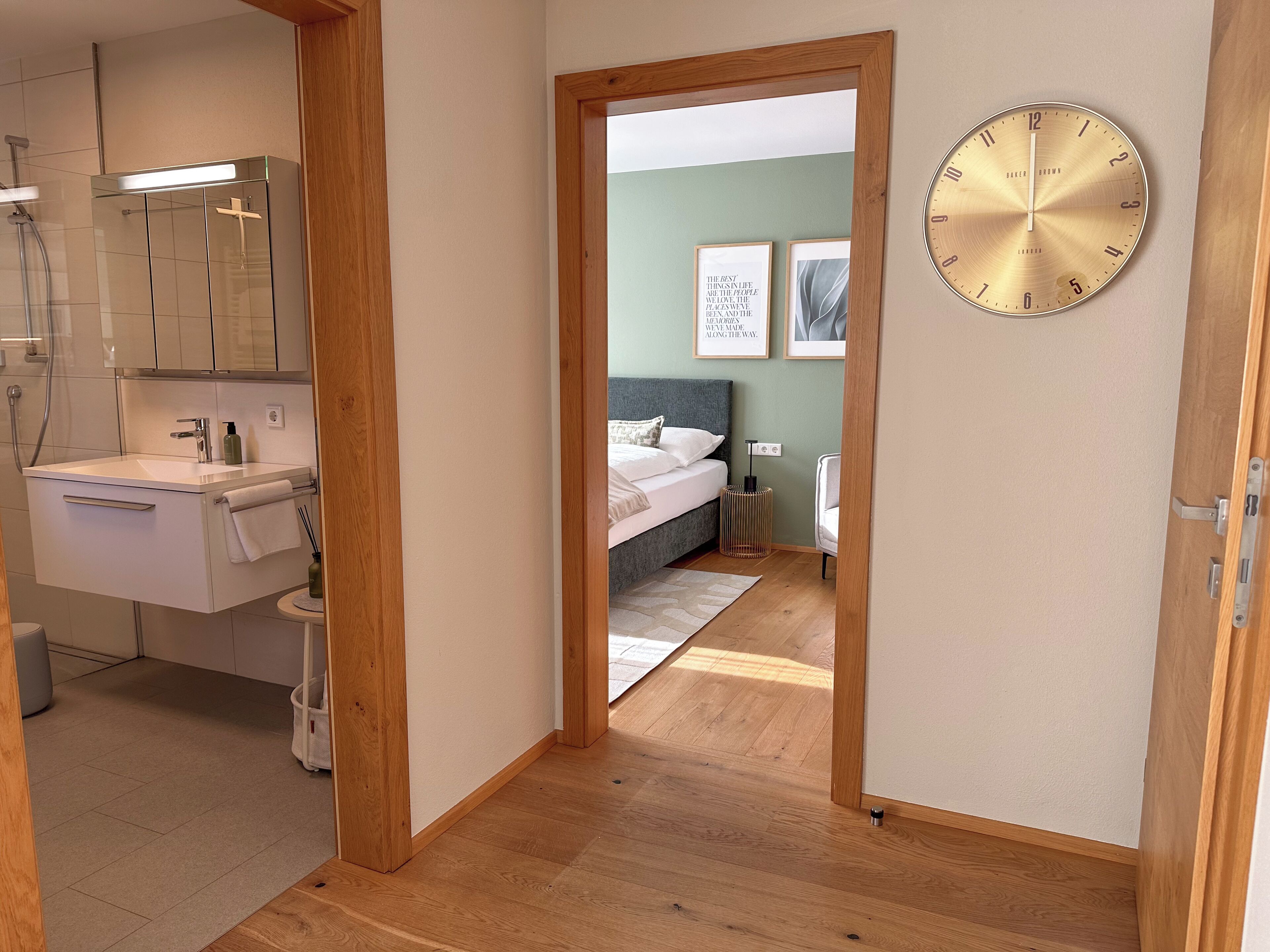 2 bedrooms, iron/ironing board, travel crib, free WiFi