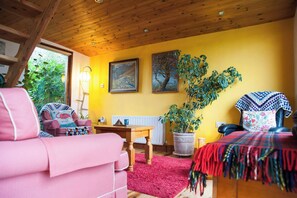 Ferienhütte, Mehrere Schlafzimmer, Raucher, Balkon | Wohnzimmer