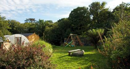 Serene Bantry Bay Cabin Retreat