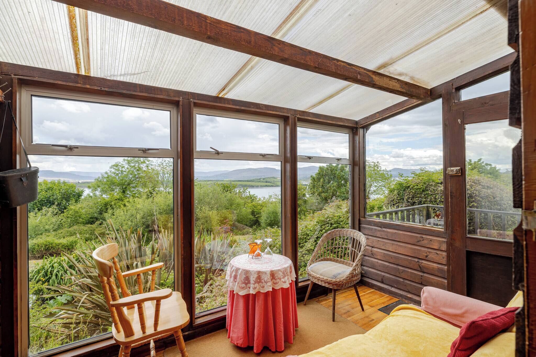 Cabin, Multiple Bedrooms, Smoking, Balcony | Interior