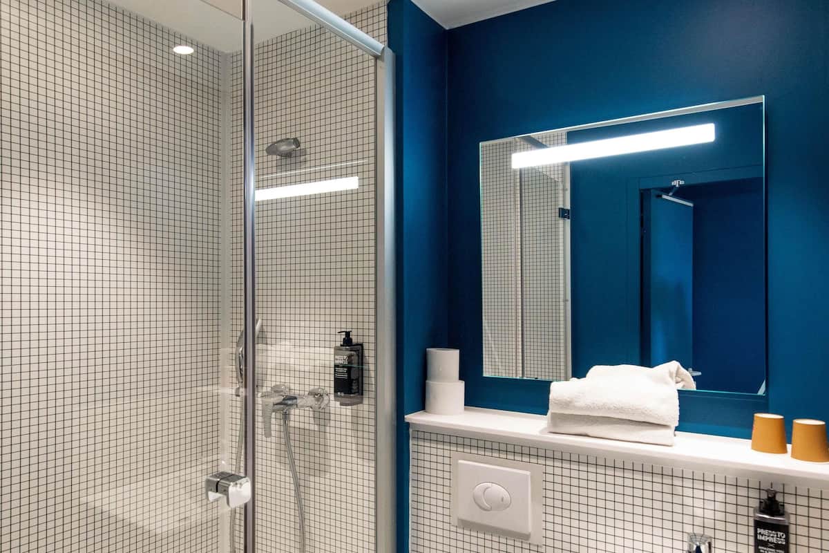 Kedap suara, Wi-Fi gratis, dan seprai linen