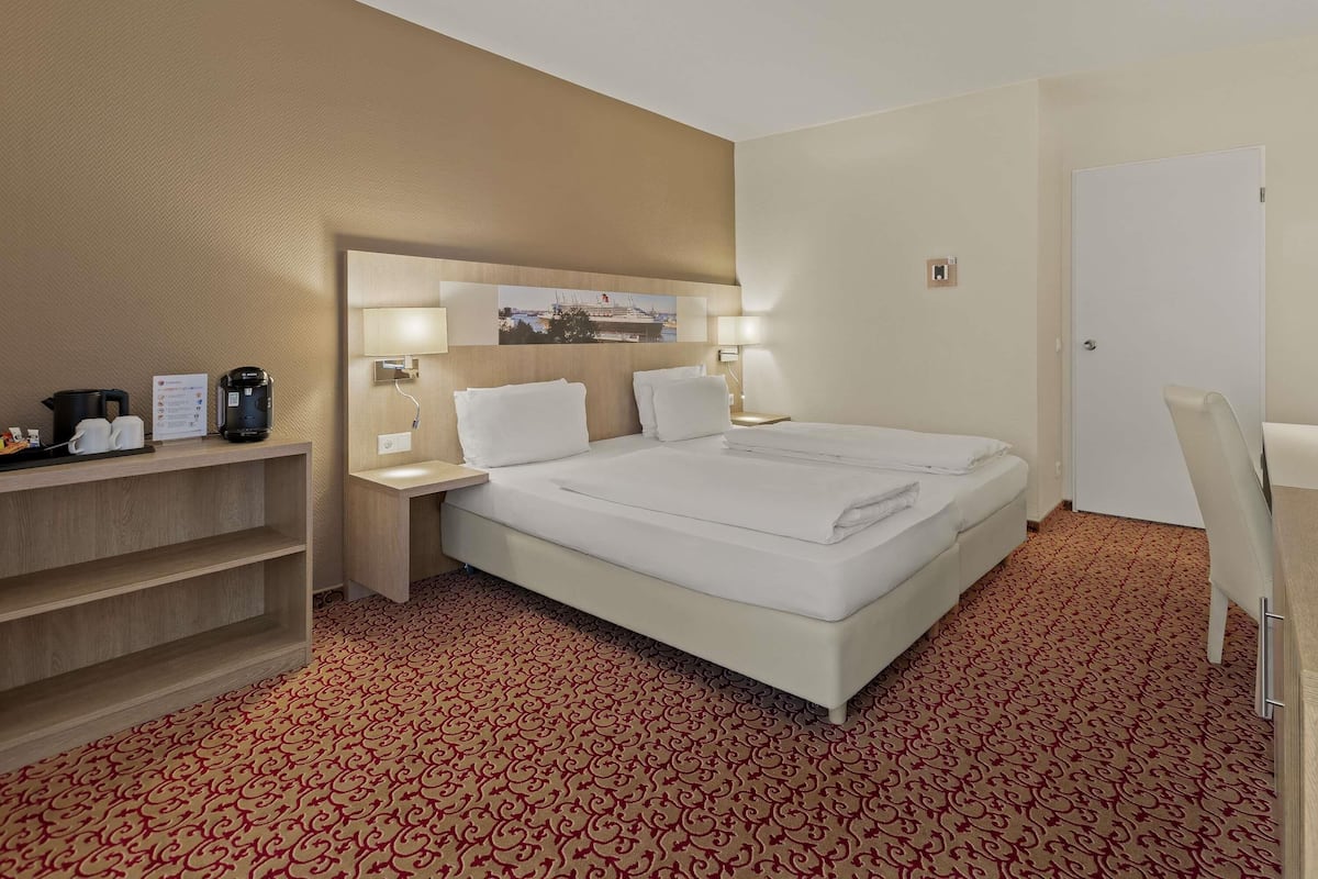 Junior Suite, 1 Double Bed with Sofa bed