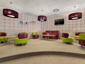 Exterior - Mercure Hotel Hamburg Am Volkspark (Hamburg)