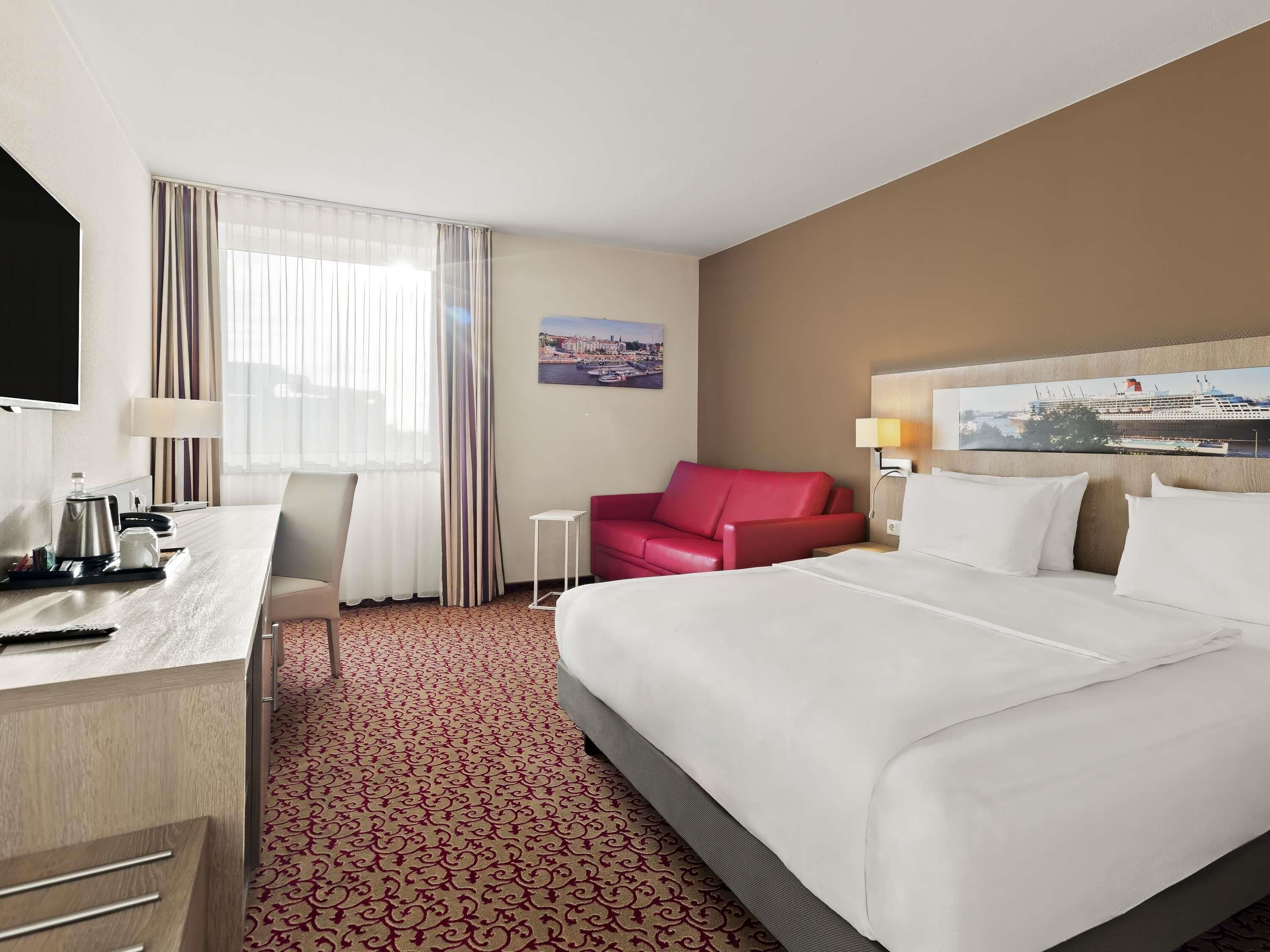 Soundproofing, free WiFi