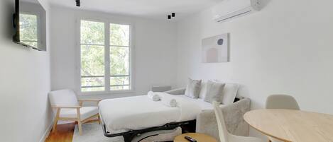 Elite Apartment | Living area