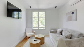 Elite Apartment | Living area