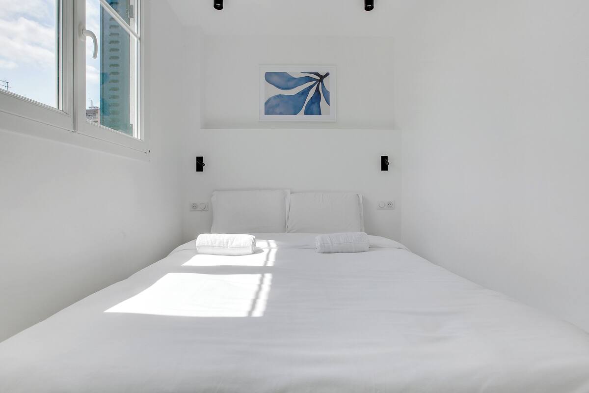 Apartamento design | Ferros/tábuas de passar roupa, Wi-Fi de cortesia