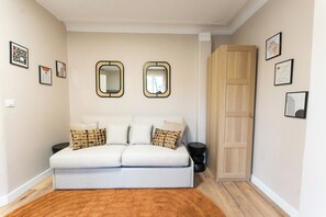 Classic Studio | Living area