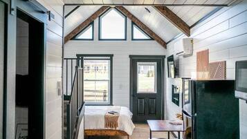 2 bedrooms, internet