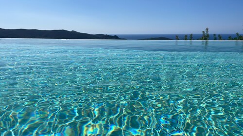 Cozy apartment surrounded by nature, with terrace and veranda