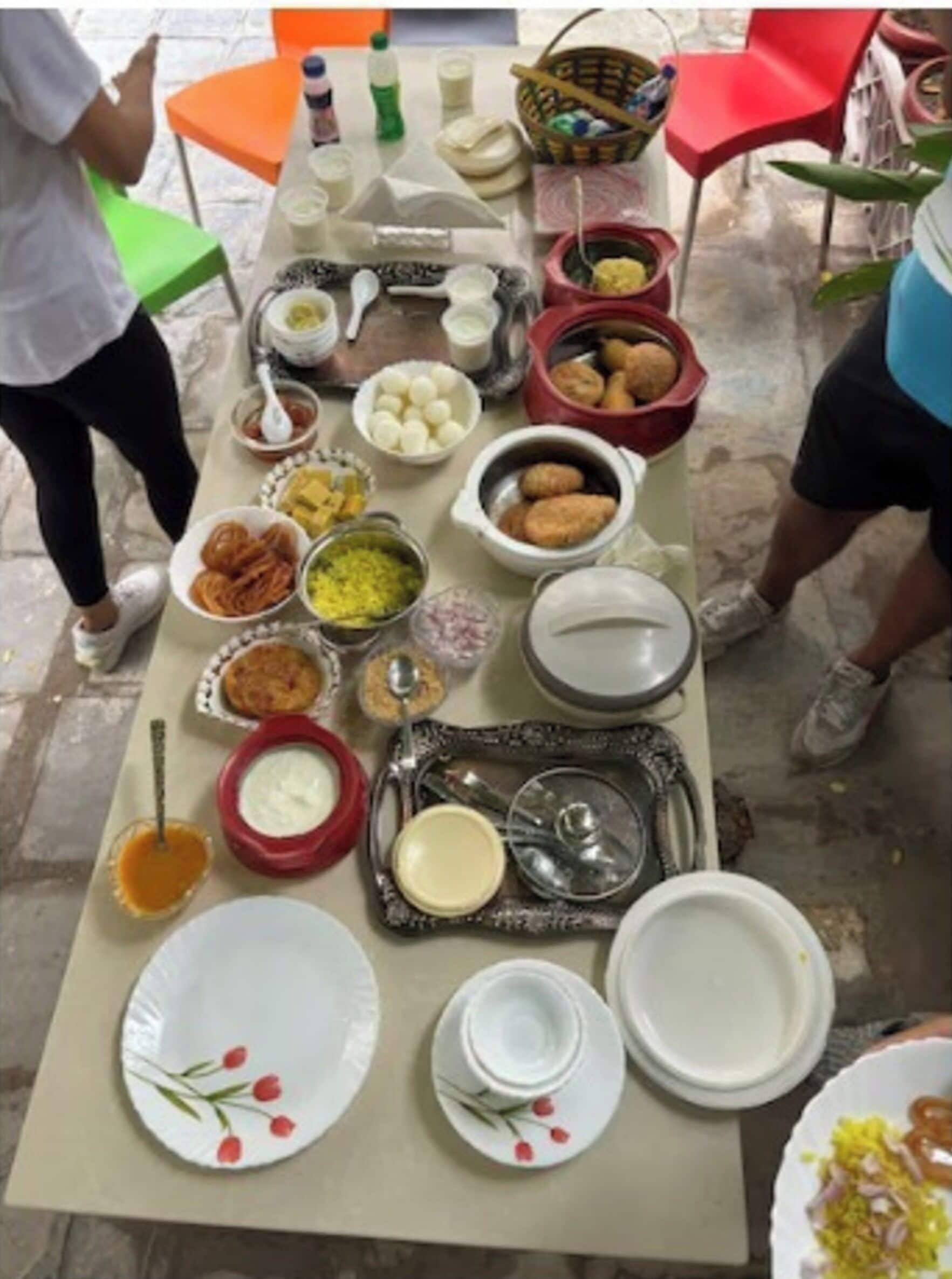 Se ofrece un desayuno los fines de semana (1000 INR por persona)