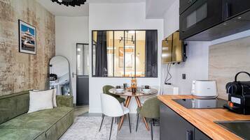 Comfort Apartment | Living area