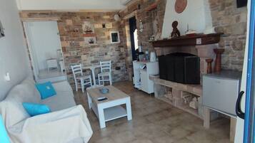 Apartment, Sea View | Individually decorated, individually furnished, laptop workspace