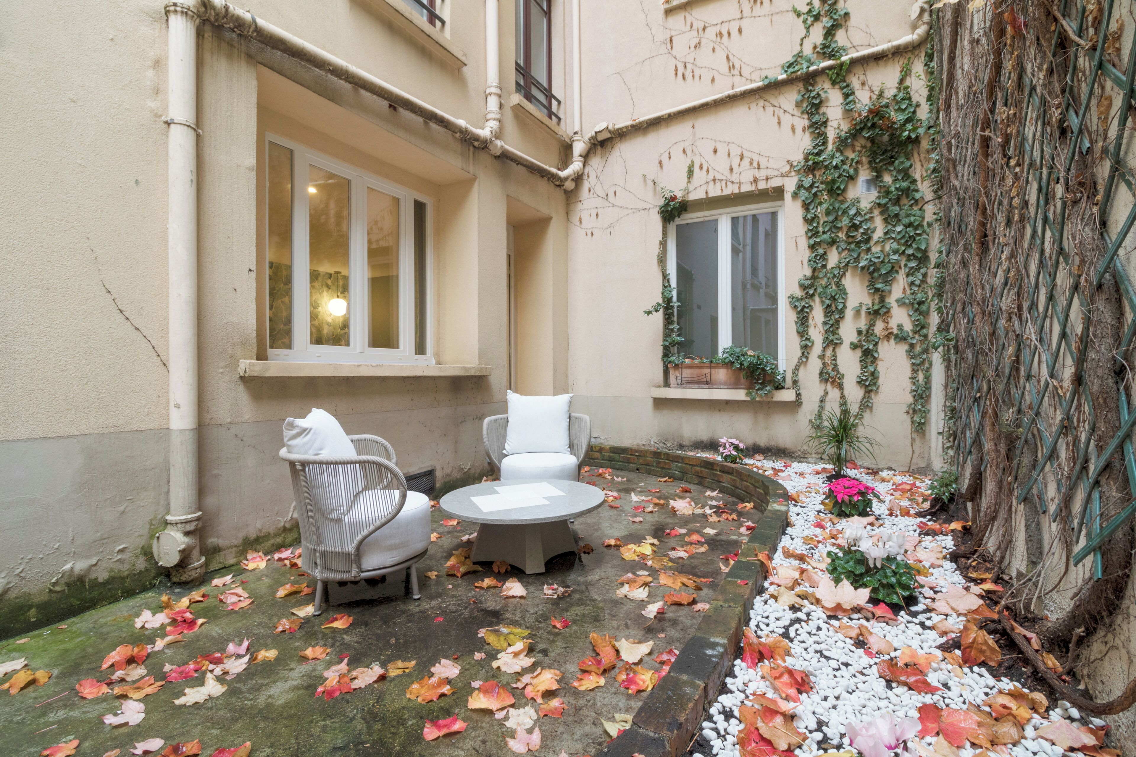 Luxury Studio | Terrace/patio