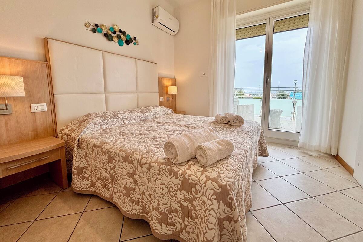 Double Room, Balcony, Sea View