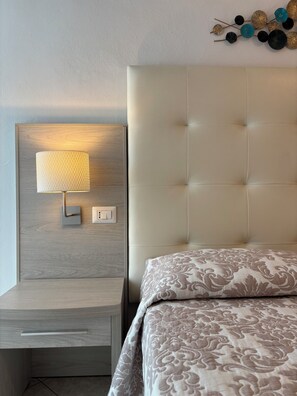 In-room safe, bed sheets - HOTEL ALDA B&B (Cervia)