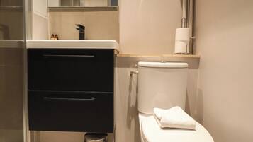 Estudio clásico | Baño