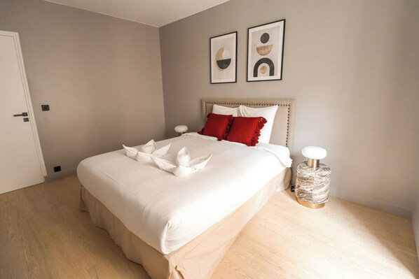 Classic Apartment | Iron/ironing board, free WiFi