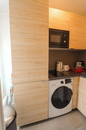 Classic Studio | Private kitchen - Appartements rue Amélie (Paris)