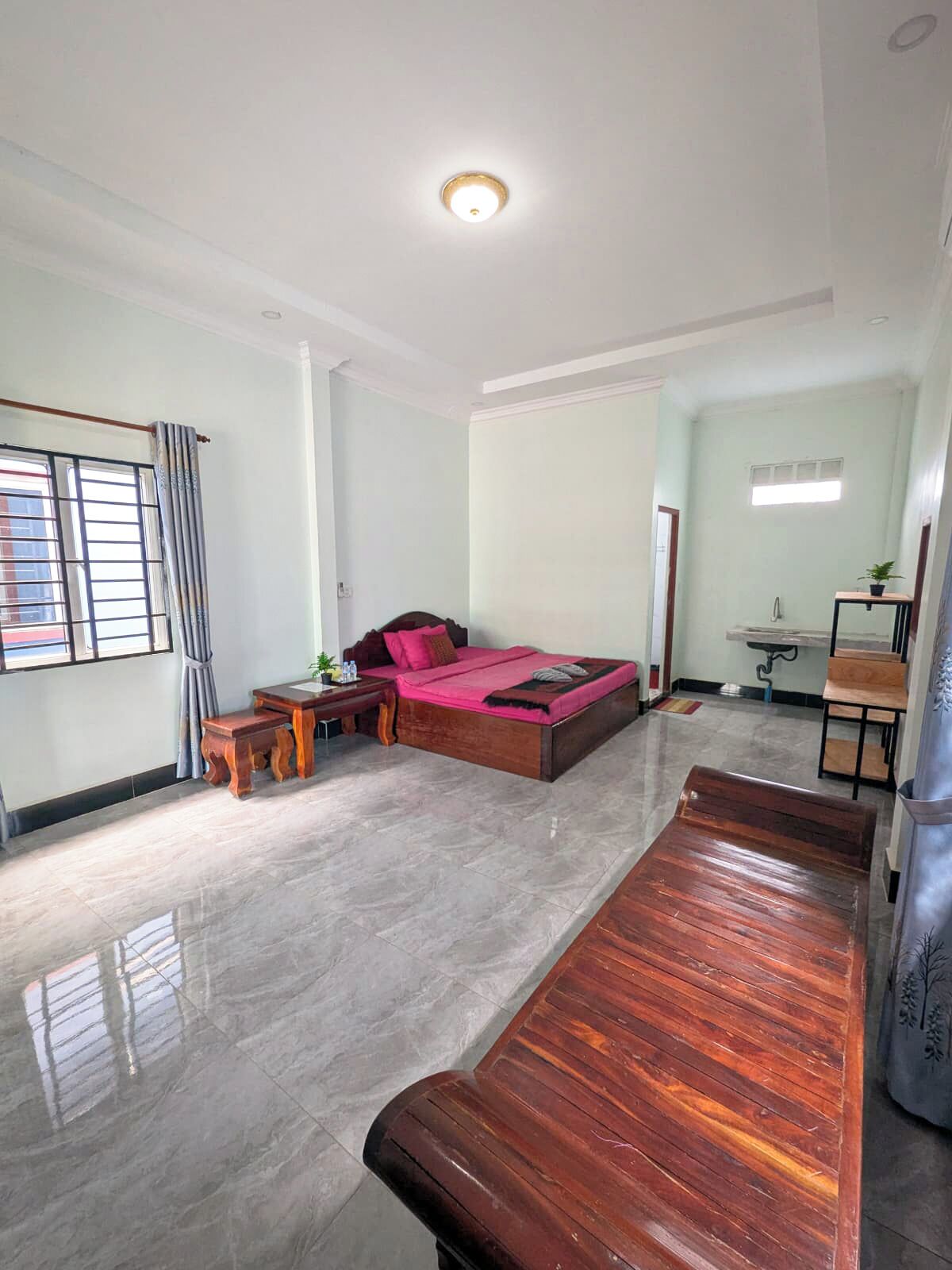 Standaard huis, 1 kingsize bed, uitzicht op de binnenplaats | Gratis wifi
