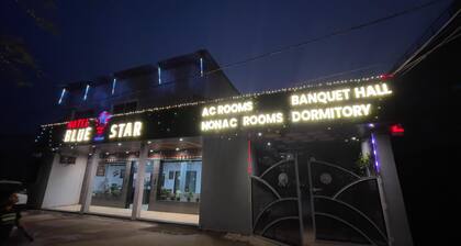 Hotel Blue Star
