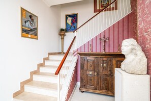 Interior - Villa Adrian - Six Bedroom Villa With Swimming Pool and Sea View (Dubrovnik)