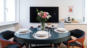 Departamento (1 Bedroom) | Comedor