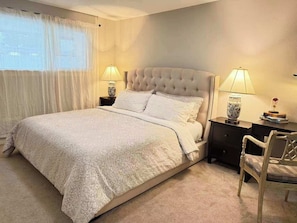 2 Schlafzimmer, Schreibtisch, Bügeleisen/Bügelbrett, WLAN