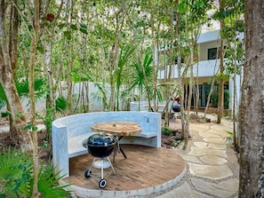 Outdoor dining - AQUA VIVA garden view, Pool, AC, Beach club (Xtomoc Uno)