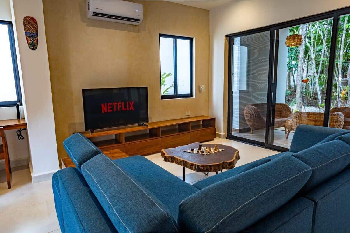 TV, offices