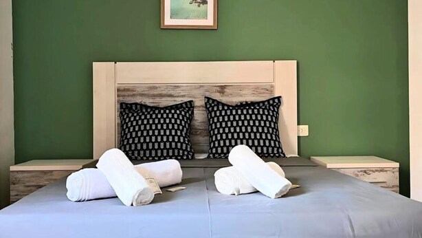 Iron/ironing board - Apartments for 6 People (Alicante)