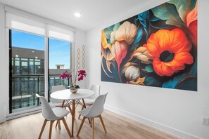 Dining - Bright 1BR Haven - Balcony + Skyline Views (Philadelphia)