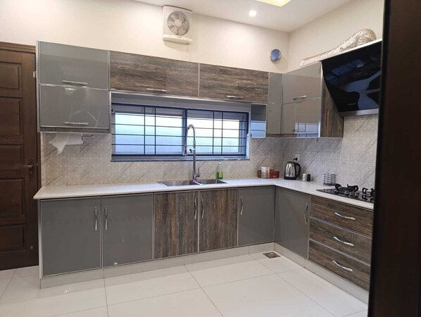 Mikrowelle, Ofen, Herdplatte