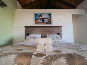 1 bedroom, free WiFi, bed sheets