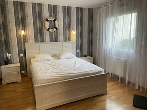 2 bedrooms, free WiFi