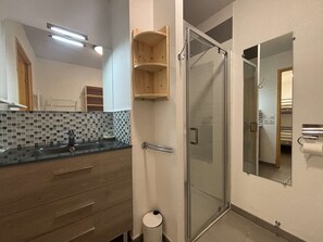 Bathroom - Modern 2-room apartment at the foot of the slopes in Auris en Oisans (Auris)