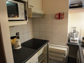 Réfrigérateur, lave-vaisselle