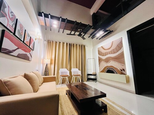 Escape - 3BHK Penthouse By Staypreneur for Families