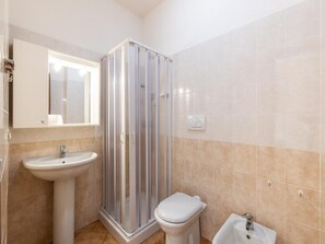 Apartment | Bathroom - Apartment in Residence With Private Terrace (Castelsardo)