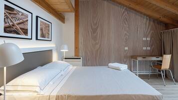 Chambre Quadruple Familiale, salle de bains privée